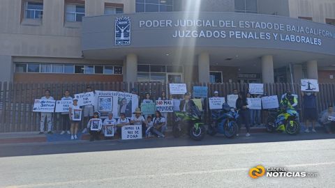 FOTOS: Familiares y amigos de Jonathan Vélez se manifiestan por segunda ocasión