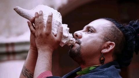 Artista que musicalizó entrega de Bastón de Mando a AMLO pide obra "de regreso"