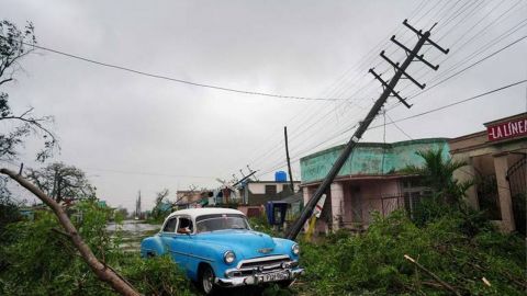 Comienza a regresar la electricidad en Cuba tras apagón de 18 horas