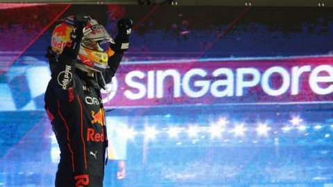 Checo Pérez, piloto del día tras ganar el Gran Premio de Singapur