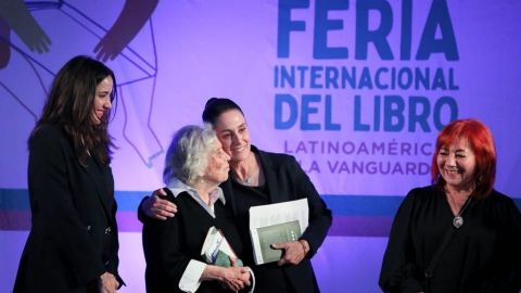 Sheinbaum y Poniatowska inauguran FIL del Zócalo con homenaje a Rosario Ibarra