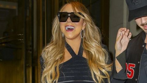 Mariah Carey seduce Nueva York con atrevido vestido transparente