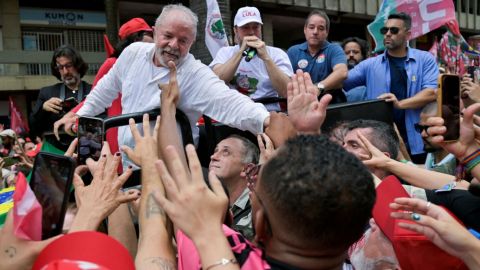 Lula amplía ligeramente su ventaja sobre Bolsonaro para las elecciones