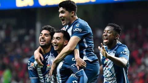 Pachuca acaricia el título de la Liga MX