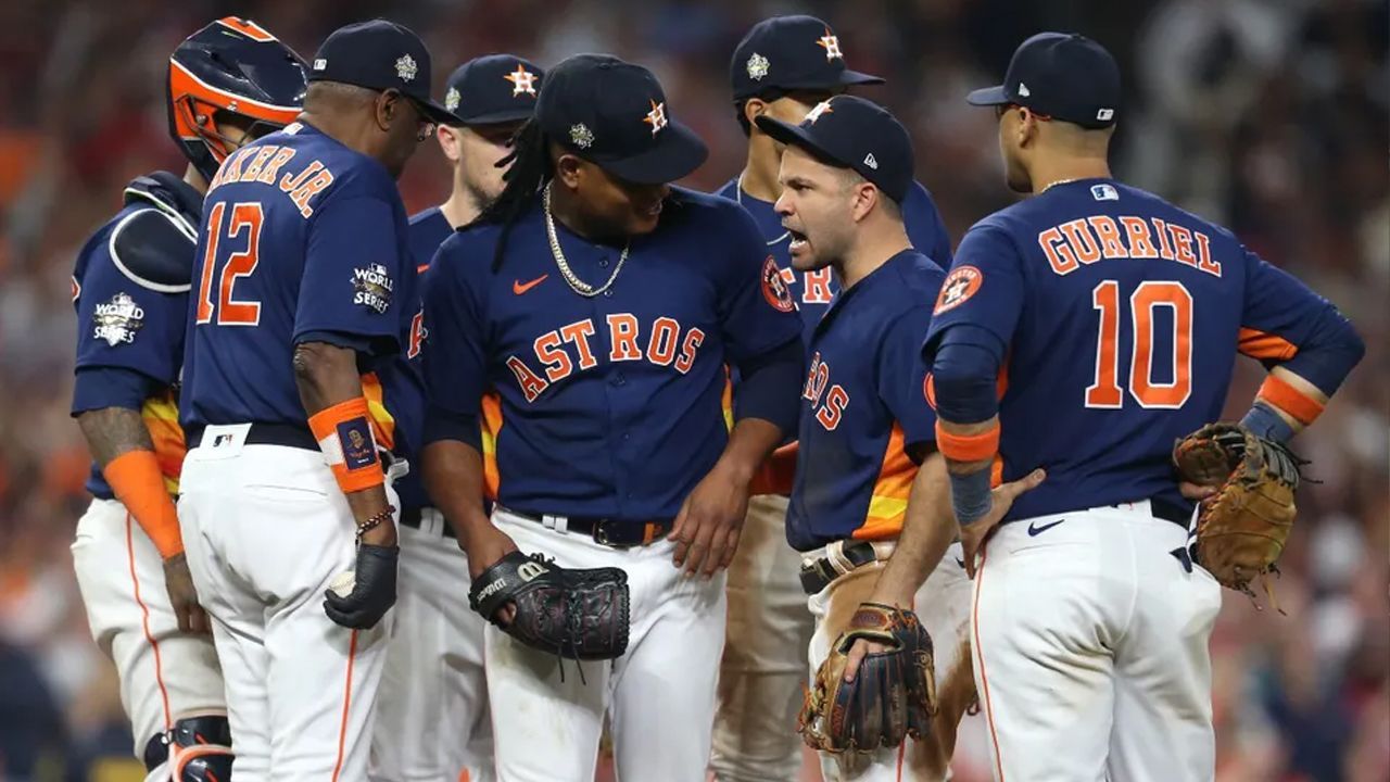 Astros Empatan La Serie Mundial Con Triunfo Ante Phillies En El Juego 2