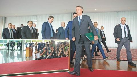 Bolsonaro autoriza transición; evita aludir a derrota