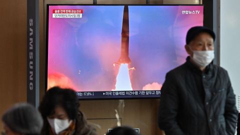 Corea del Norte dispara nuevo misil balístico, detectan Seúl y Tokio
