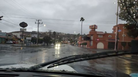 No se reportaron graves problemas en Ensenada tras lluvias en ayer