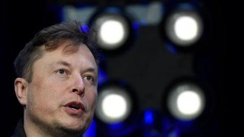 Elon Musk se burla de un senador al que un periodista logró hacerse pasar por él