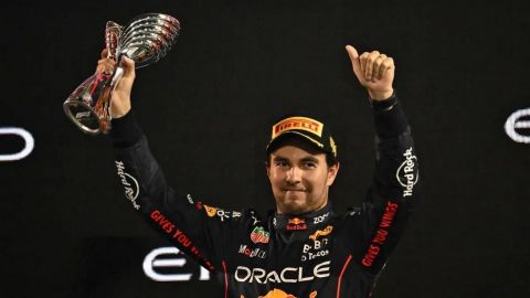 Checo Pérez termina tercero en la F1