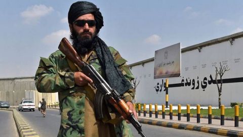 Talibanes ponen fin a tregua y ordenan ataques en Pakistán