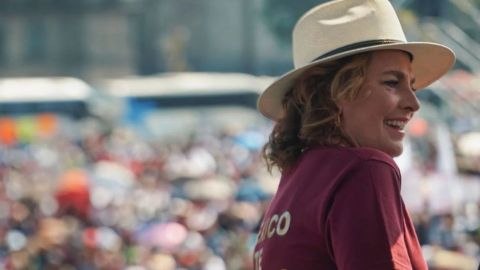 Con funko, primera dama agradece a AMLO ''4 años de profundas transformaciones''