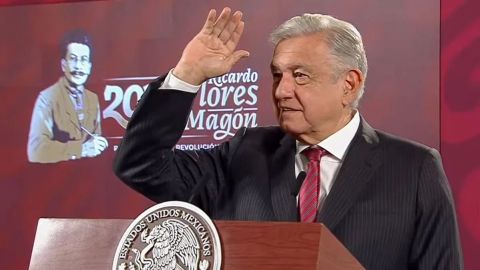 AMLO llama a respetar el método de encuestas de Morena