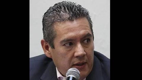 Detienen a exfiscal regional de Puebla por falsificación de documentos