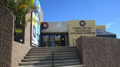 Emprendimiento Puro, ciclo de conferencias en Canacintra Ensenada