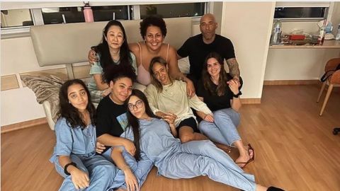 VIDEO: Familia de Pelé se reúne y pasan Navidad en el hospital