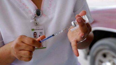 Módulos de vacunación, están abiertos y operando en Ensenada
