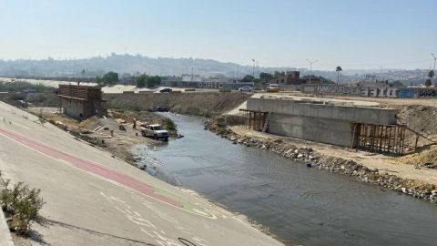 Vecinos exigen terminación de puente Los Olivos