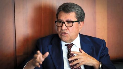 Tras renuncia de Mejía, Monreal advierte ''arrogancia'' en Coahuila