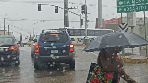 Reportan fallas de alumbrado público y semáforos en Tijuana