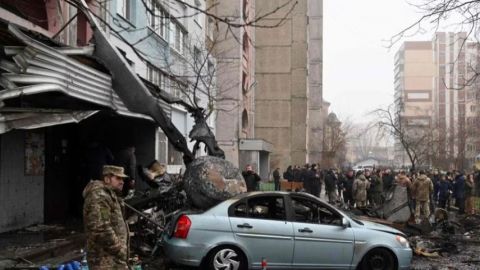 Muere ministro del Interior de Ucrania al estrellarse helicóptero en que viajaba