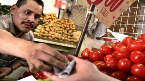 AMLO asegura que en 2023 la inflación en México irá a la baja