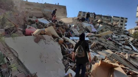 Reportan 15 muertos por terremoto en Turquía