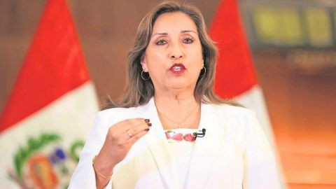 Perú oficializa el término de funciones de su embajador en México