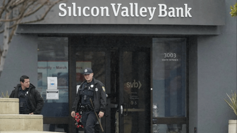 Bancos afectados por cierre del Silicon Valley Bank rebotan con fuerza
