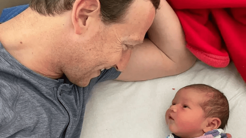 Mark Zuckerberg y su esposa Priscilla le dan la bienvenida a su tercer bebé