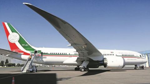 Alistan esta tarde la salida de México del avión presidencial