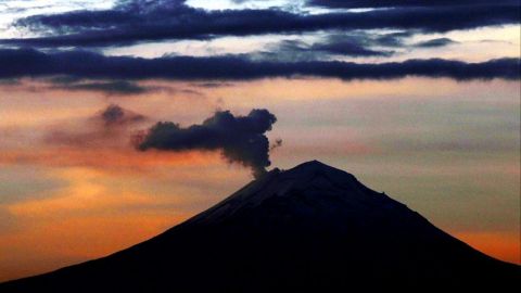 Sedena despliega más de 7 mil elementos en Puebla por alerta volcánica