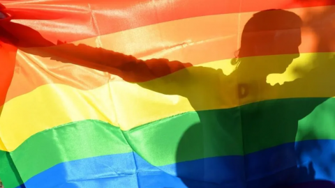 Uganda promulga ley contra derechos LGBT