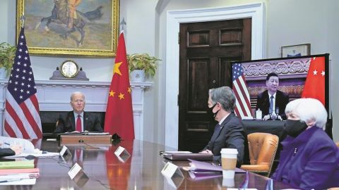 Biden espera reunirse con Xi Jinping en los próximos meses