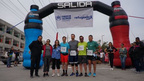Corren 500 en Tijuana con los Refugiados 5K
