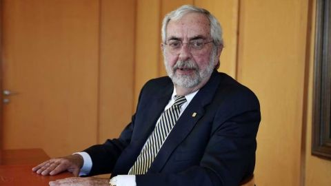 Advierte AMLO posible investigación a fundación de Enrique Graue, rector de UNAM
