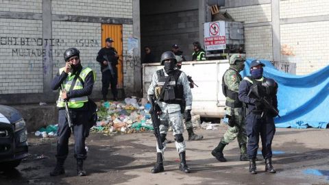 Autoridades descartan extorsión en incendio de la Central de Abasto de Toluca