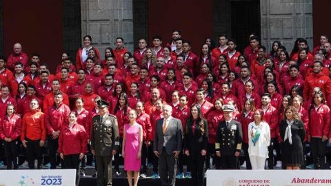 Dará AMLO apoyos a delegación mexicana tras actuación en Centroamericanos