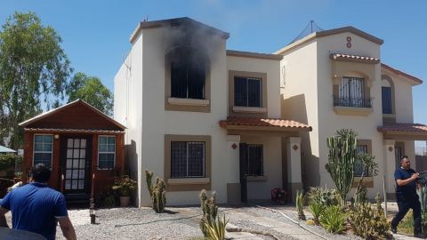 Cuatro incendios moviliza al cuerpo de Bomberos Mexicali