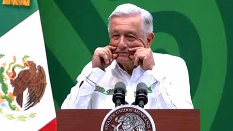 "Me quieren silenciar", acusa AMLO sobre medidas del INE por denuncia de Xóchitl