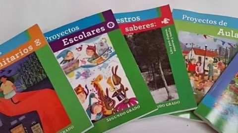 Invitan a marcha nacional en contra de los libros de texto