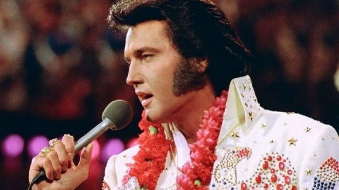Subastan revólver de Elvis Presley por casi 200 mil dólares