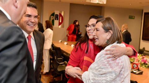 Xóchitl Gálvez se reúne con ex presidentes nacionales del PRI y dirigencia
