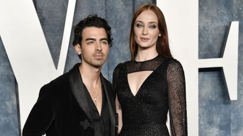 Sophie Turner demanda a Joe Jonas por quitarle a sus hijas 'injustamente'