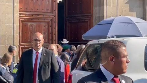 Comitiva de EU llega a Palacio Nacional para Diálogo de Alto Nivel