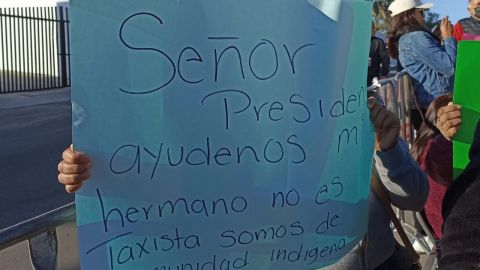 Taxistas siguen detenidos tras el bloqueo en 5 y 10 en Tijuana