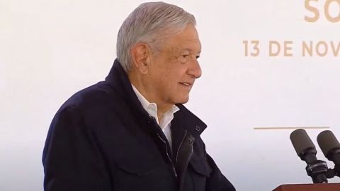 AMLO llega a los 70 años con felicitaciones de su familia y gabinete