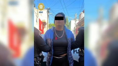 Detienen a mujer que confesó golpear a una menor hasta matarla en CDMX