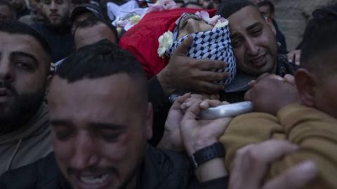 Israel ataca la segunda ciudad más grande en Gaza; civiles se quedan sin refugio