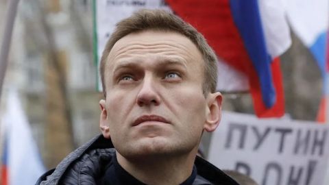 ¿Quién fue Alexéi Navalni, el enemigo número uno de Putin que murió encarcelado?